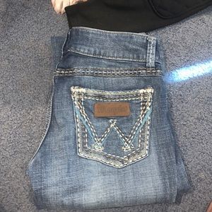 Women’s wranglers size 3/4x36